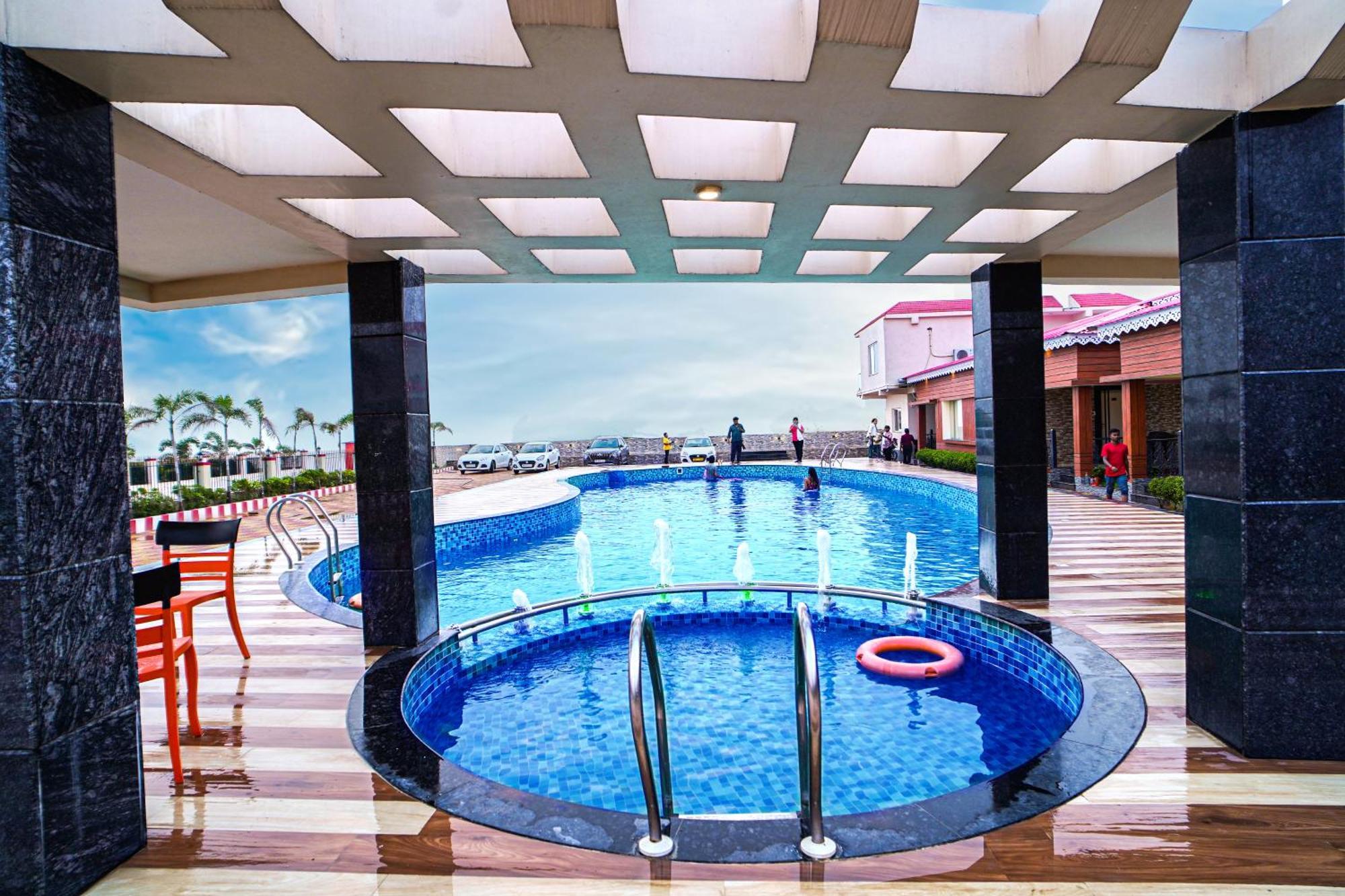 Prasant On Beach Resort !! Lift - Wifi -Restaurant-Parking Facilities-Newly Decorated Room !! ماندارموني المظهر الخارجي الصورة